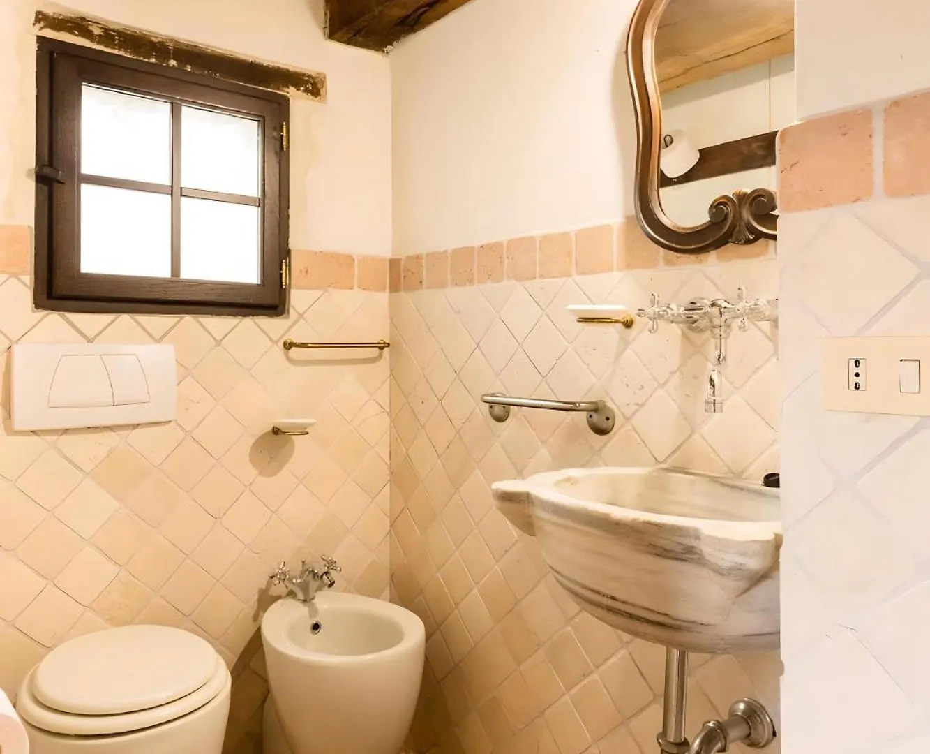 Sambuca Home Loft San Romano in Garfagnana 0*,